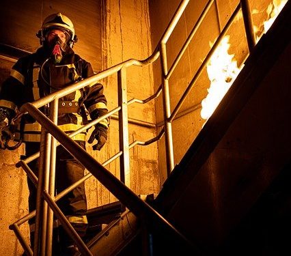 En région - une pizzeria dévastée par un incendie près de Toulouse