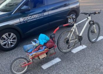Près de Toulouse, le cycliste avait le choix de passer par l'autoroute