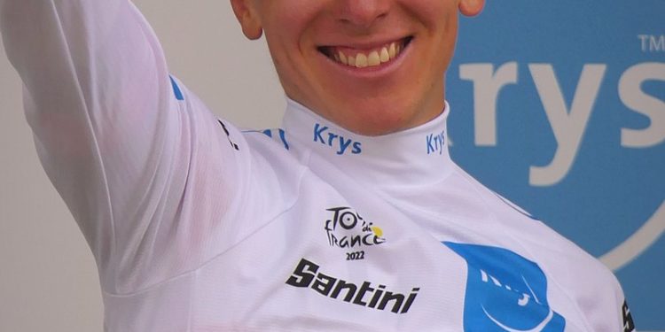 Pogacar gagne à Peyragudes, Vingegaard reste maillot jaune