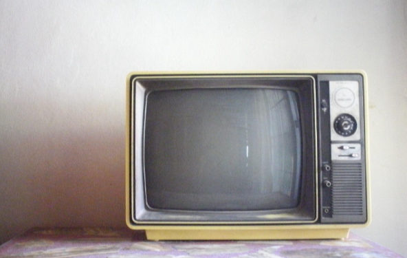 Fin de la redevance télévisuelle : coup dur pour le service public ou coup de pouce pour les français ?