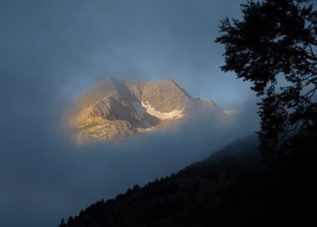 Gavarnie - la disparition des névés de la Brèche de Roland inquiète de nombreux internautes