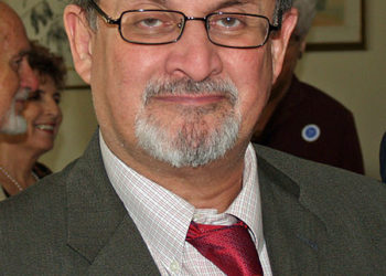 Salman Rushdie poignardé à New York