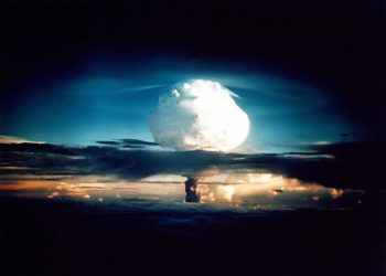 "L'humanité n'est qu'à un malentendu de l'annihilation nucléaire"