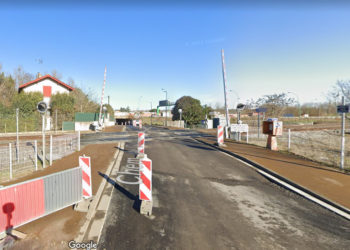 Sa voiture percute un train, une jeune femme de 25 tuée à Toulouse