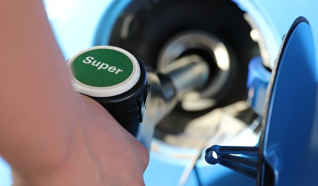 En région, la vente de carburant limitée à 30 litres dans certains départements