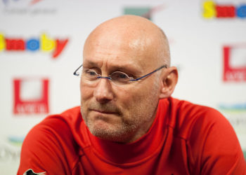 Bernard Laporte désavoué, la FFR vote contre Patrick Buisson