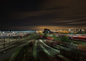 Un train de marchandises déraille en traversant une zone inondée en Nouvelle Zélande