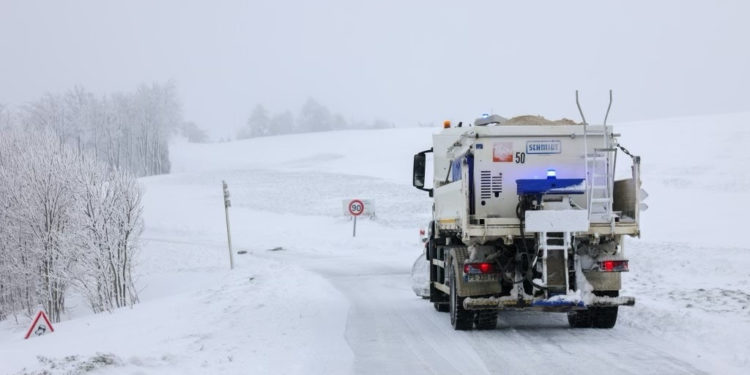Neige Verglas Météo France prolonge l'alerte vigilance orange en Hautes Pyrénées