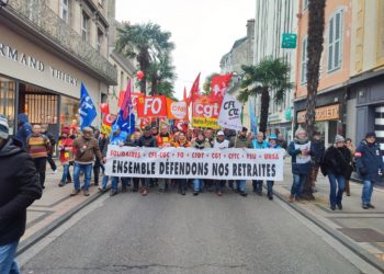 Des milliers de personnes ont manifesté mardi matin à Tarbes contre la réforme des retraites