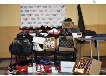 En région - il vendait parfums et tennis contrefaits sur Snapchat