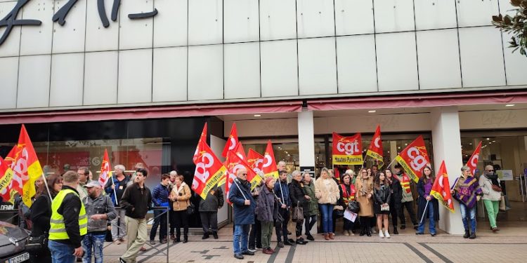Inquiétudes sur l'avenir des Galeries Lafayette à Tarbes