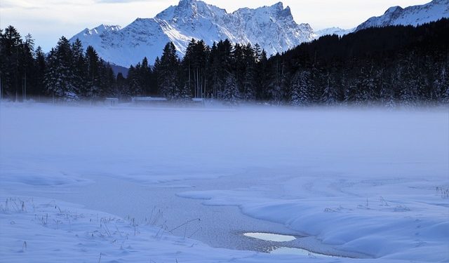Des traces sur le lac de Payolle qui inquiètent