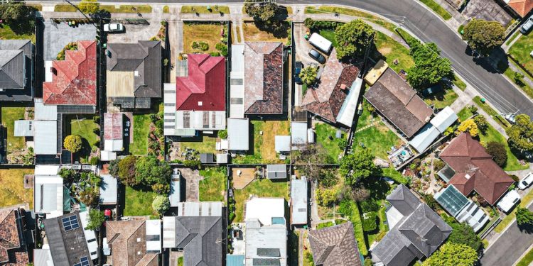 Les énergies renouvelables ont ralenti la hausse des émissions de CO2 (AIE)