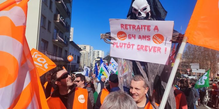 9 000 manifestants ce mercredi pour la 8e manifestation contre la réforme des retraites