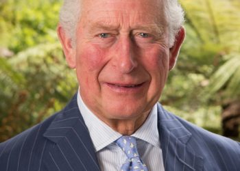 Charles III reporte sa visite en France en raison des grèves et manifs contre la réforme des retraites