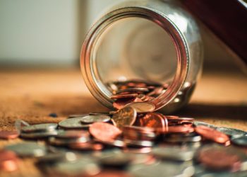 Prix alimentaires et pauvreté, les communes tirent la sonnette d'alarme