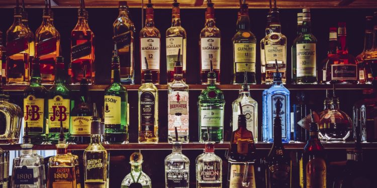 Pourquoi E. Leclerc ne vend plus de Ricard, Pastis 51 ou Ballantines