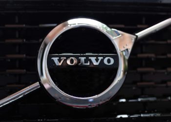 Voici le Volvo EX30 et son intérieur inspiré de Tesla