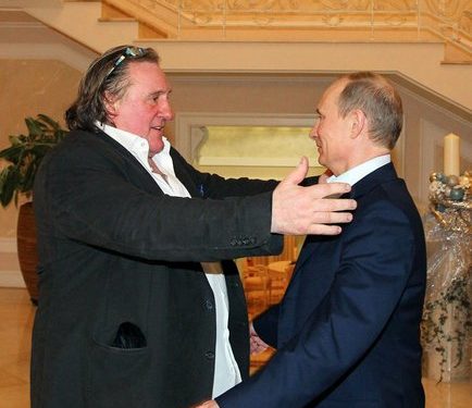 Une manifestation pour accueillir Gérard Depardieu à Tarbes