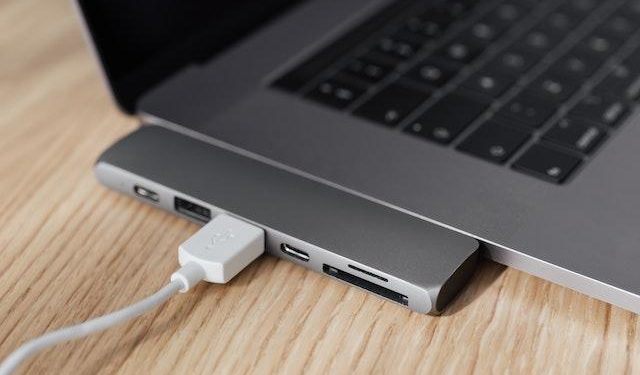Goodies d’entreprise : Offrir des articles high-tech à ses collaborateurs