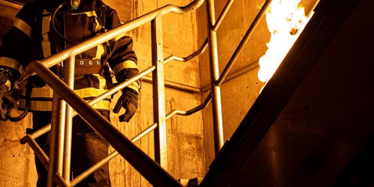 Mystérieux incendie dans une usine critiquée par des écologistes ultra au nord de Toulouse