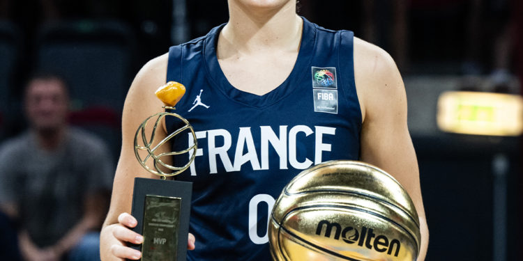 Basket - les françaises championnes d'Europe U20, la Tarbaise Carla Leite, meilleure joueuse du tournoi
