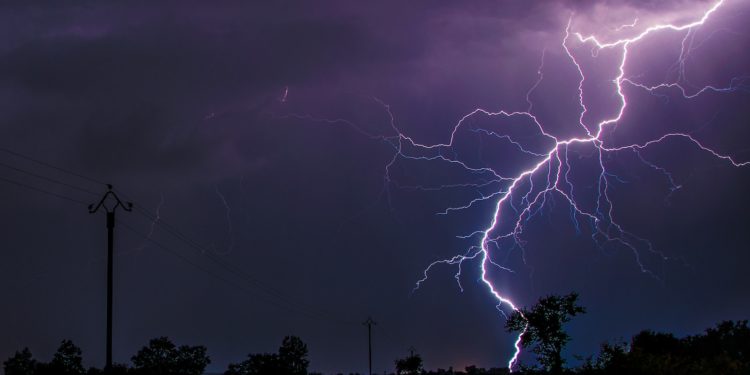 Alerte aux orages, la préfecture des Hautes Pyrénées alerte la population sur les risques