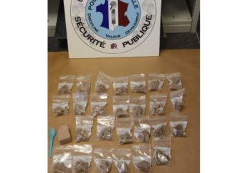 Près de 1 kilo d'héroïne saisi par la police