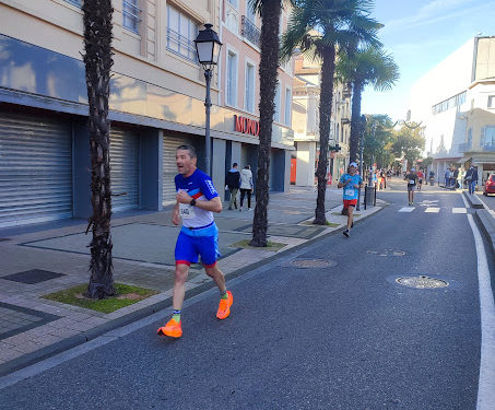 Exploit, souffrance, joie pour les 2000 participants du 40e semi marathon Lourdes Tarbes, nos photos