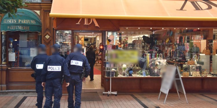 à l'approche de Noël la police lance le plan anti hold up à Tarbes