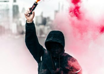 Europa League, plusieurs supporters brûlés par des fumigènes