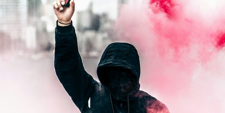 Europa League, plusieurs supporters brûlés par des fumigènes