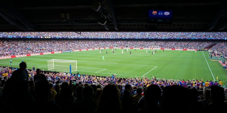 Ligue1 - Paris prend le large, Toulouse renoue avec la victoire