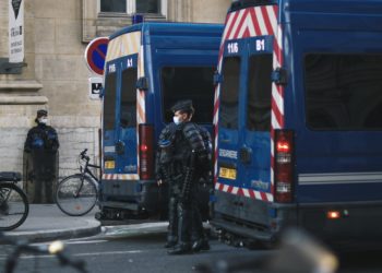 Des agriculteurs poursuivent le blocage de l'A64 Tarbes Toulouse vendredi matin