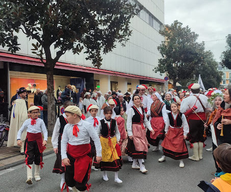 La foule au Carnaval Bigourdan de Tarbes 2024
