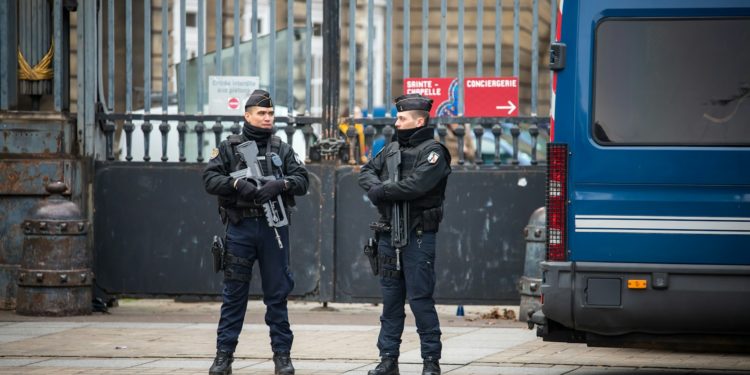 Après l'attentat de Moscou, la France repasse en alerte Vigipirate niveau « urgence attentat »