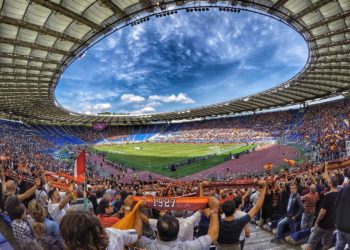 JO 2024 - Athlétisme : la piste violette se dévoile au Stade de France
