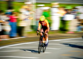 Alaphilippe a fait de l'épreuve olympique de course sur route un objectif de sa saison. À l’occasion de la première journée de repos sur le Tour de France, Thomas Voeckler vient de dévoiler la sélection de l’équipe de France masculine de cyclisme pour les Jeux olympiques de Paris. L'ancien double champion du monde Julian Alaphilippe (Soudal Quick-Step) qui devrait être capitaine de cette équipe, Valentin Madouas (Groupama-FDJ), Christophe Laporte (Visma Lease a Bike) et Kevin Vauquelin (Arkea B&B Hôtels) sont les quatre coureurs retenus. Le Calvadosien doublera course en ligne et contre-la-montre. Le Manchois Benoit Cosnefroy (Décathlon Ag2r La Mondiale) est le grand absent de cette sélection.