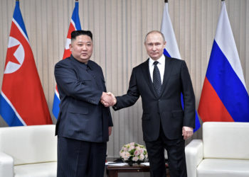 En Corée du Nord, Kim Jong-un interdit "les vêtements qui montrent la peau"