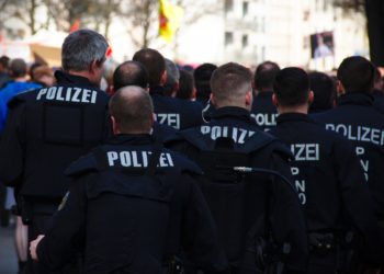 Allemagne : une attaque au couteau fait trois morts, le suspect en fuite