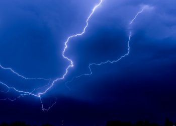 Orages violents à Tarbes, l'alerte vigilance orange confirmée, la préfecture appelle à la prudence