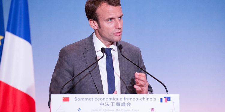 Impasse, blocage, démission, la presse tacle Emmanuel Macron