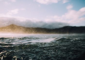 water, waves, horizon