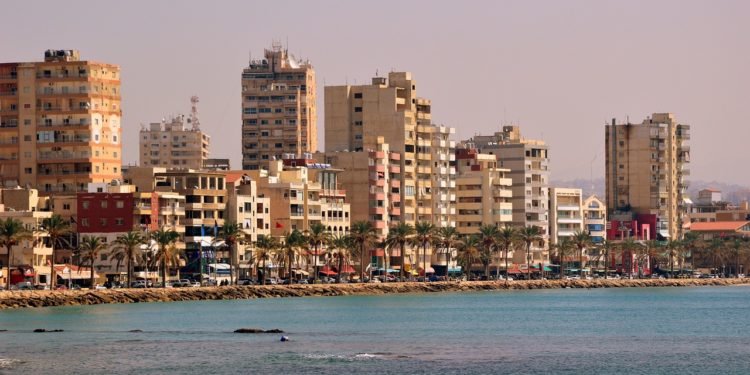 Explosions au Liban : Macron appelle Israël et Hezbollah à « éviter la guerre »