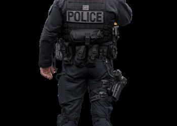 Castres - un homme tire sur les policiers, le RAID intervient