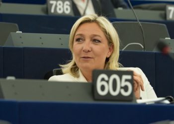 C'est quoi l'affaire des assistants parlementaires qui implique Le Pen et Bardella