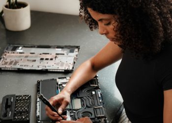 Dans le monde, écart croissant entre les revenus du travail et ceux du capital.