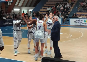 Basket Tarbes - défaite logique dans le classico Bourges TGB