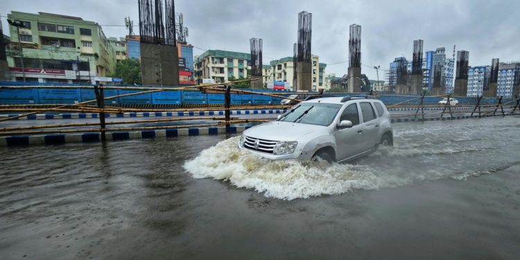 Espagne : terrifiantes images des inondations meurtrières près de Valence
