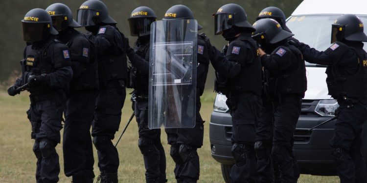 40 victimes dans un faux attentat